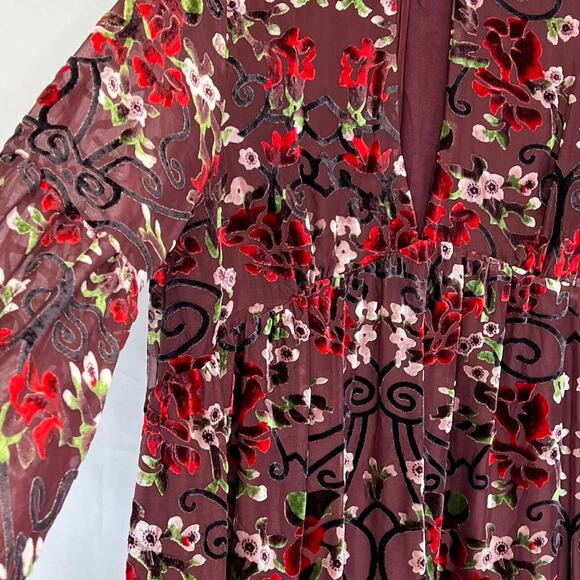 Molly Green Velvet Floral Long Sleeve Top Women's Size Large - Picture 2 of 7